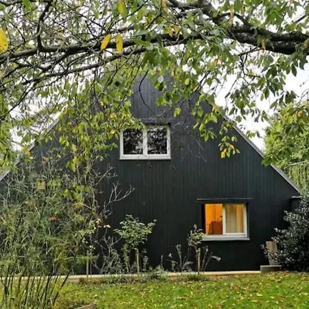 Ferienhaus-petertilo Holiday home Zirkow